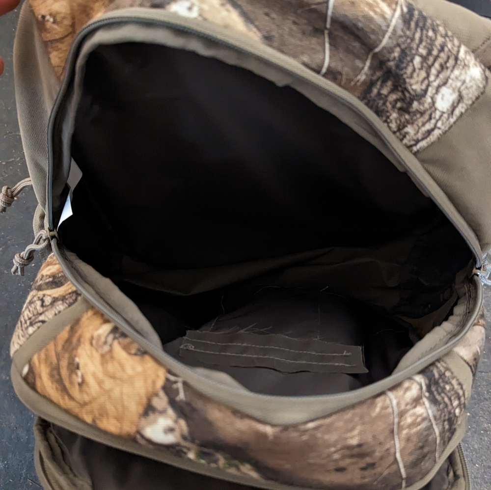 Fieldline backpack - Picture 3 of 4